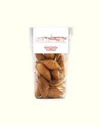 Navettes à la fleur d'oranger forme bateau, spécialité biscuiterie artisanale Provence